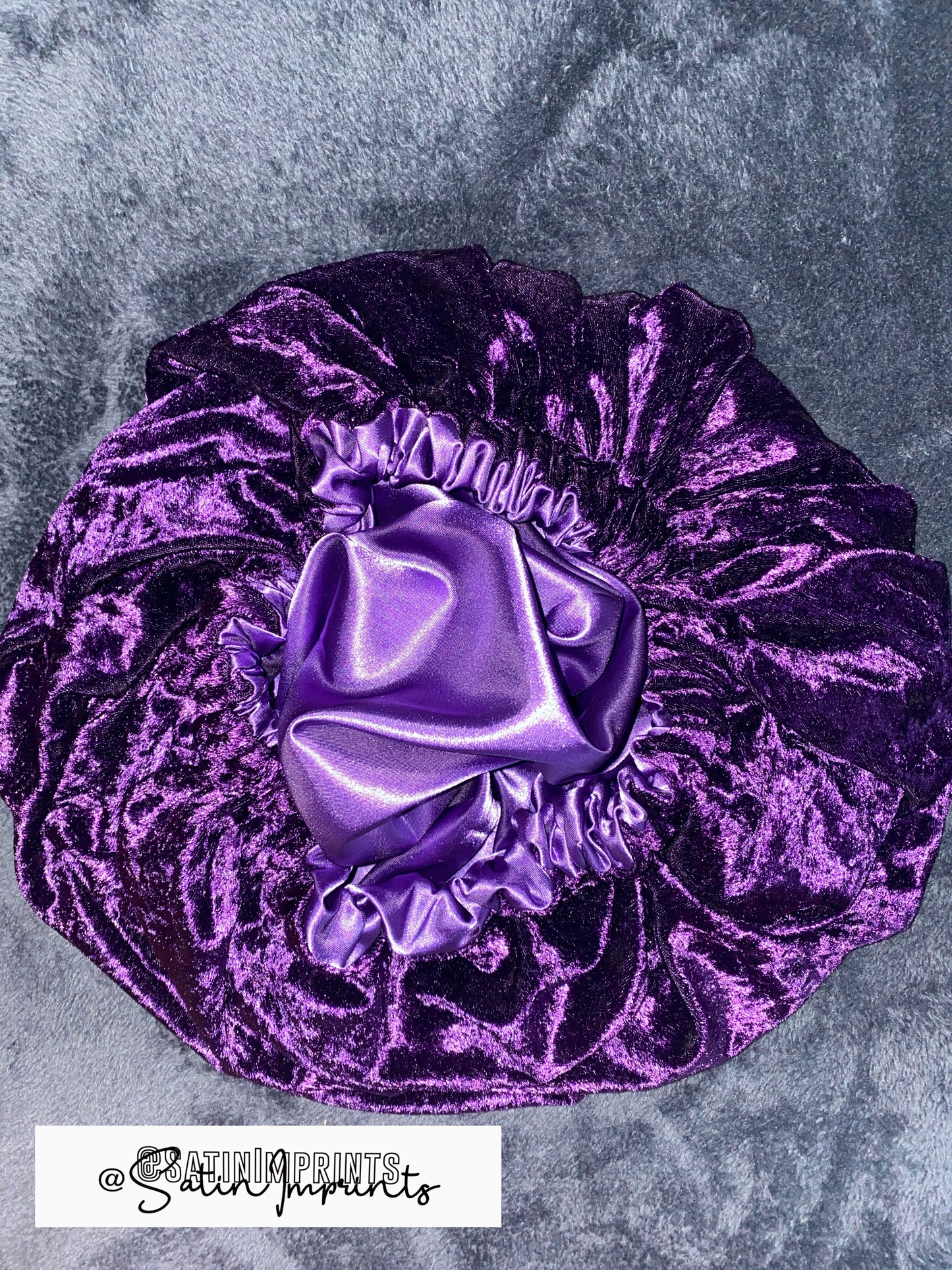 Velvet Bonnet