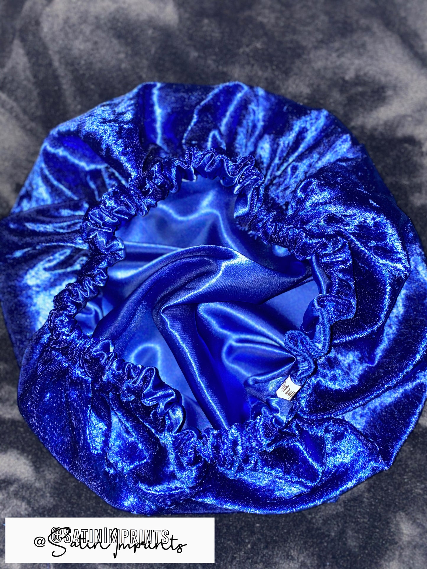 Velvet Bonnet